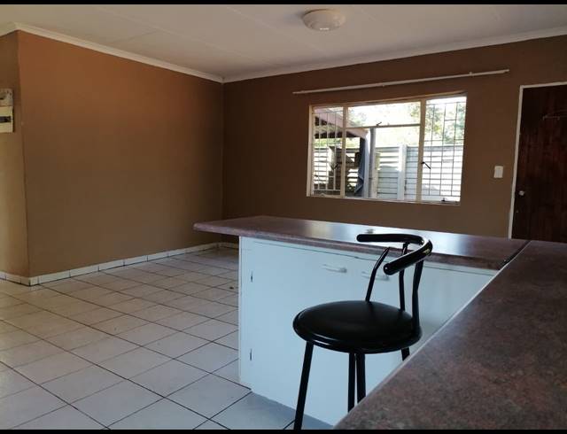 4 BEDROOM HOUSE FOR SALE IN GREENHILLS